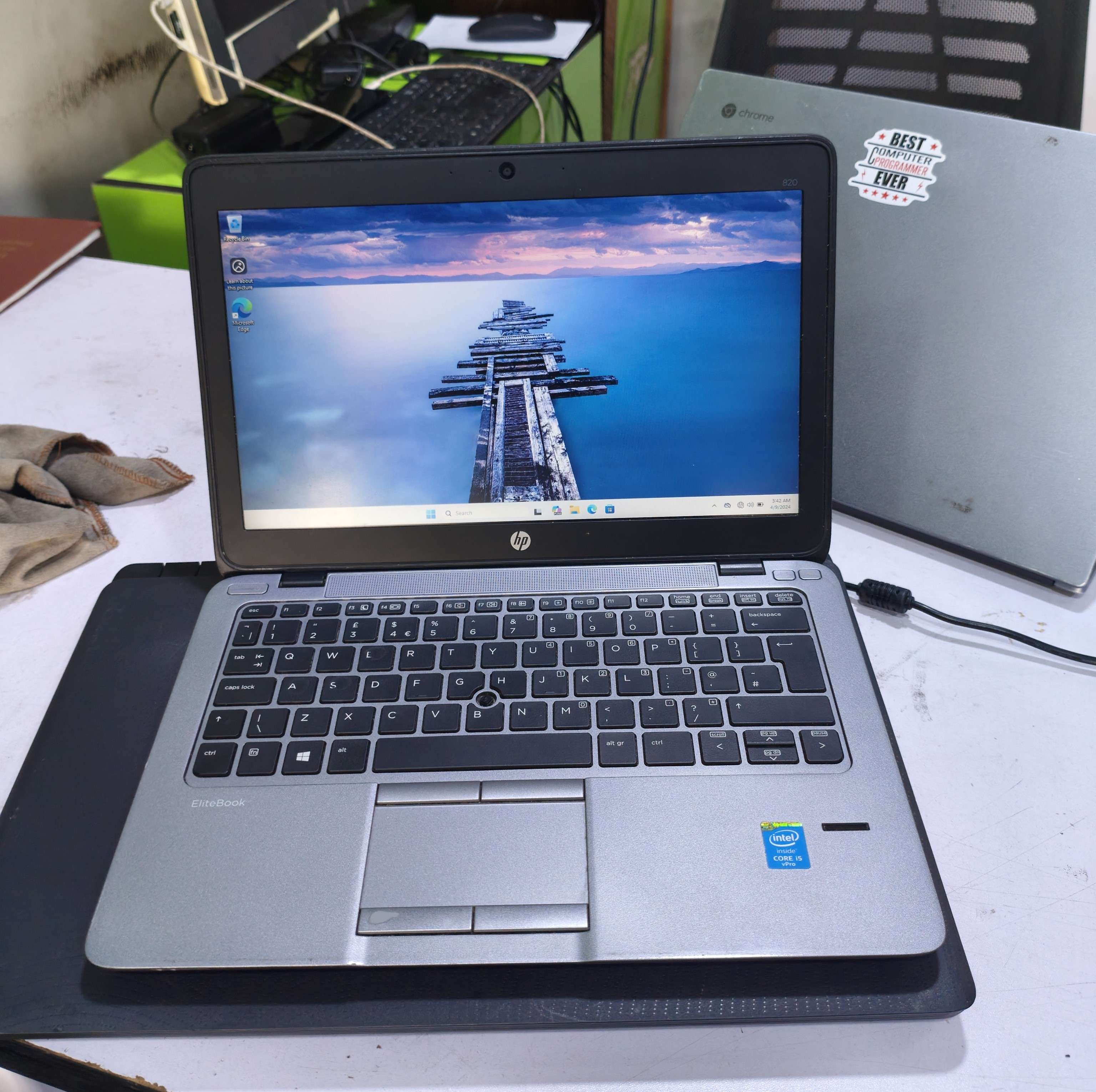 HP EliteBook 820 G2