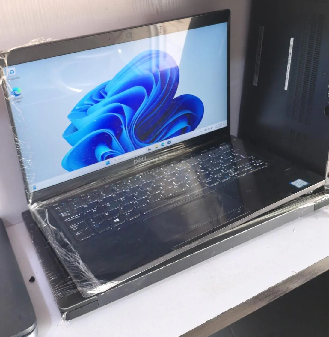 Dell Latitude7490